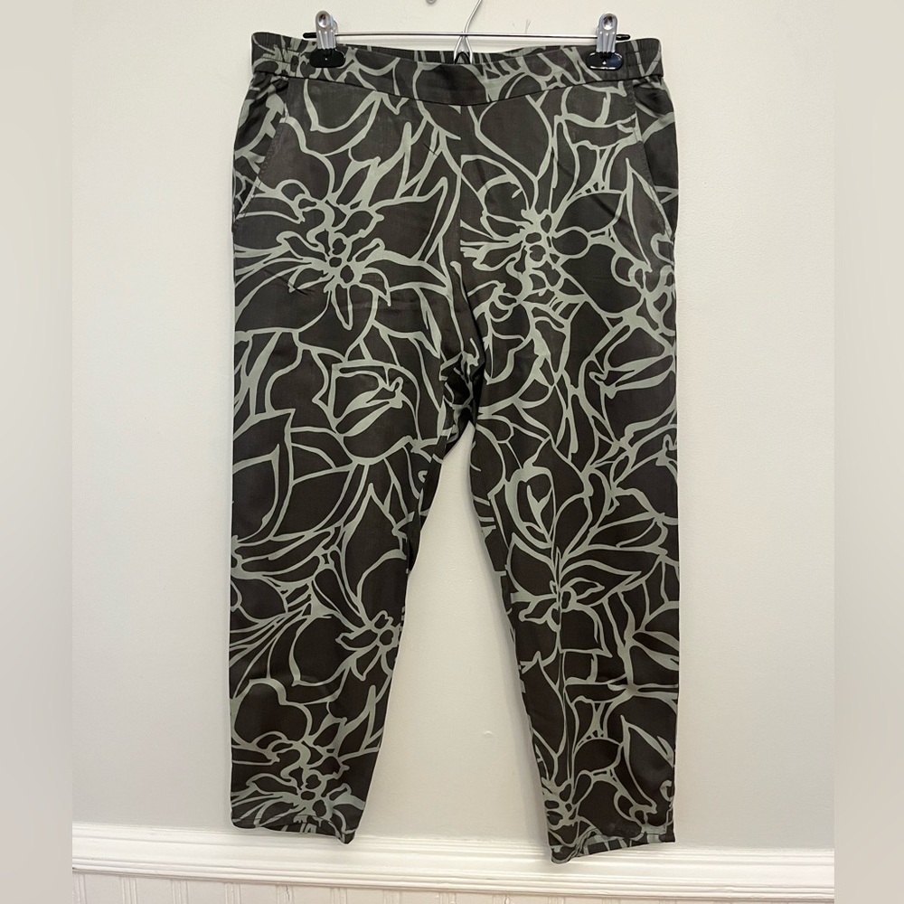 GAP Tropical Print Lightweight Cropped Pants, Size Large